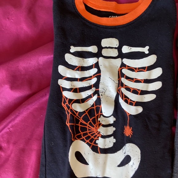 3Long sleeve Halloween shirts $9 - Picture 2 of 10